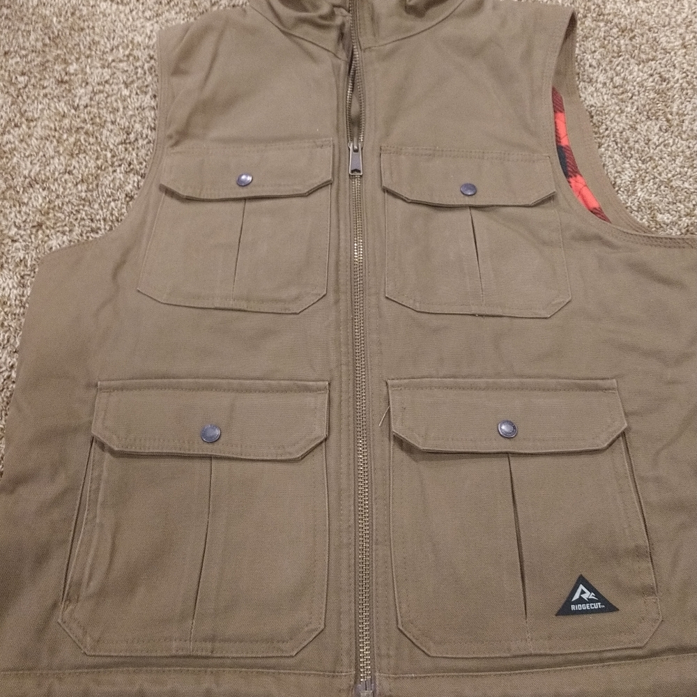 Ridgecut Brown with fleece lining vest